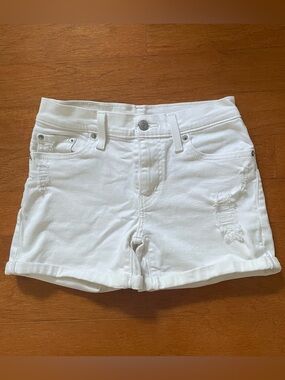 Levi’s White Women’s Midlength Denim Shorts